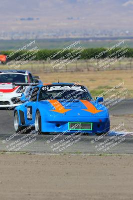 media/May-14-2022-PCA Golden Gate (Sat) [[8ae5da5886]]/Club Race/Session 1 (Outside Grapevine)/